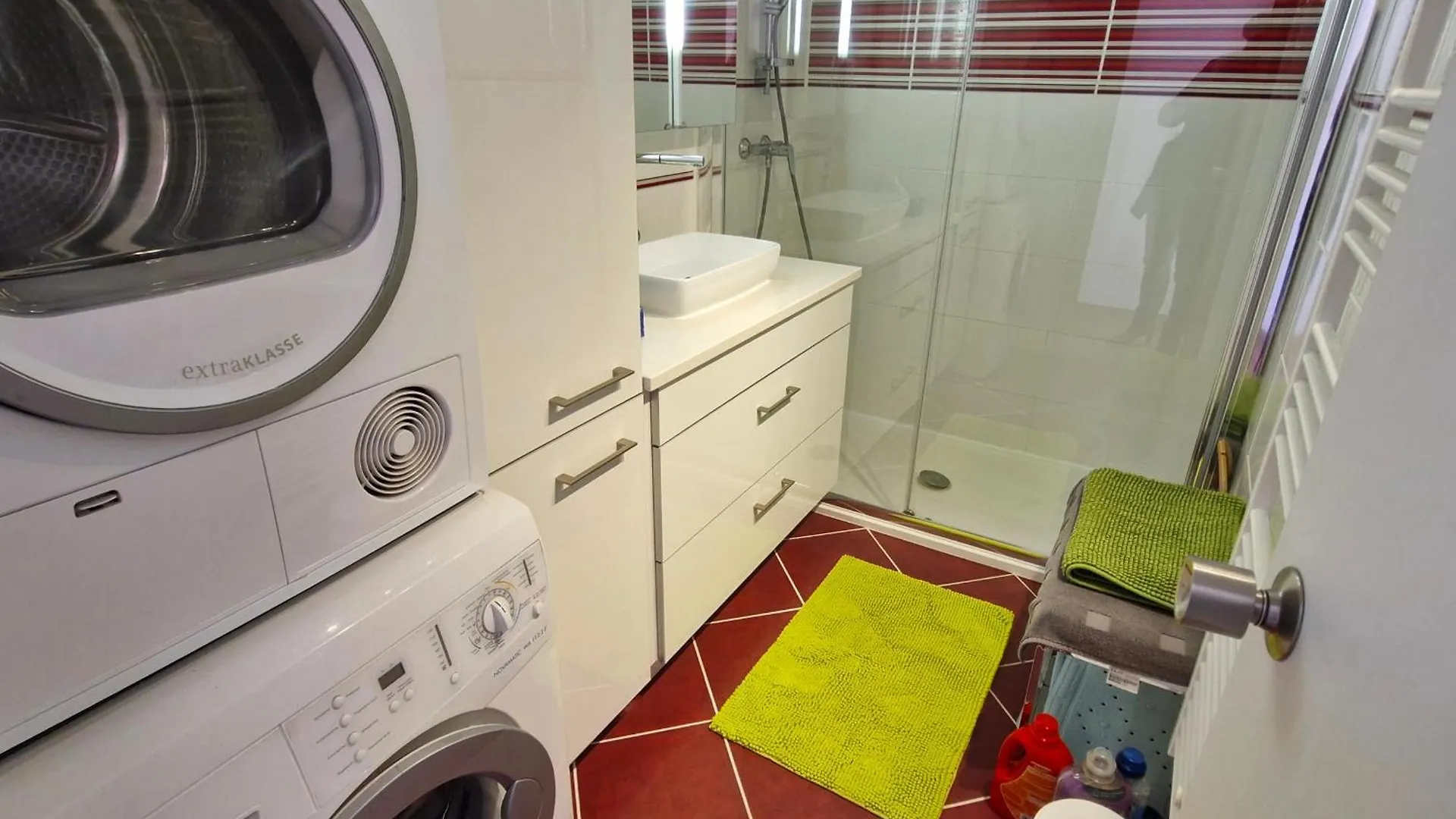 Appartement 2 Pieces Climatise Avec Piscine Et Parking, Ste Maxime, Golfe St Tropez - Fr-1-780-90 Sainte-Maxime France