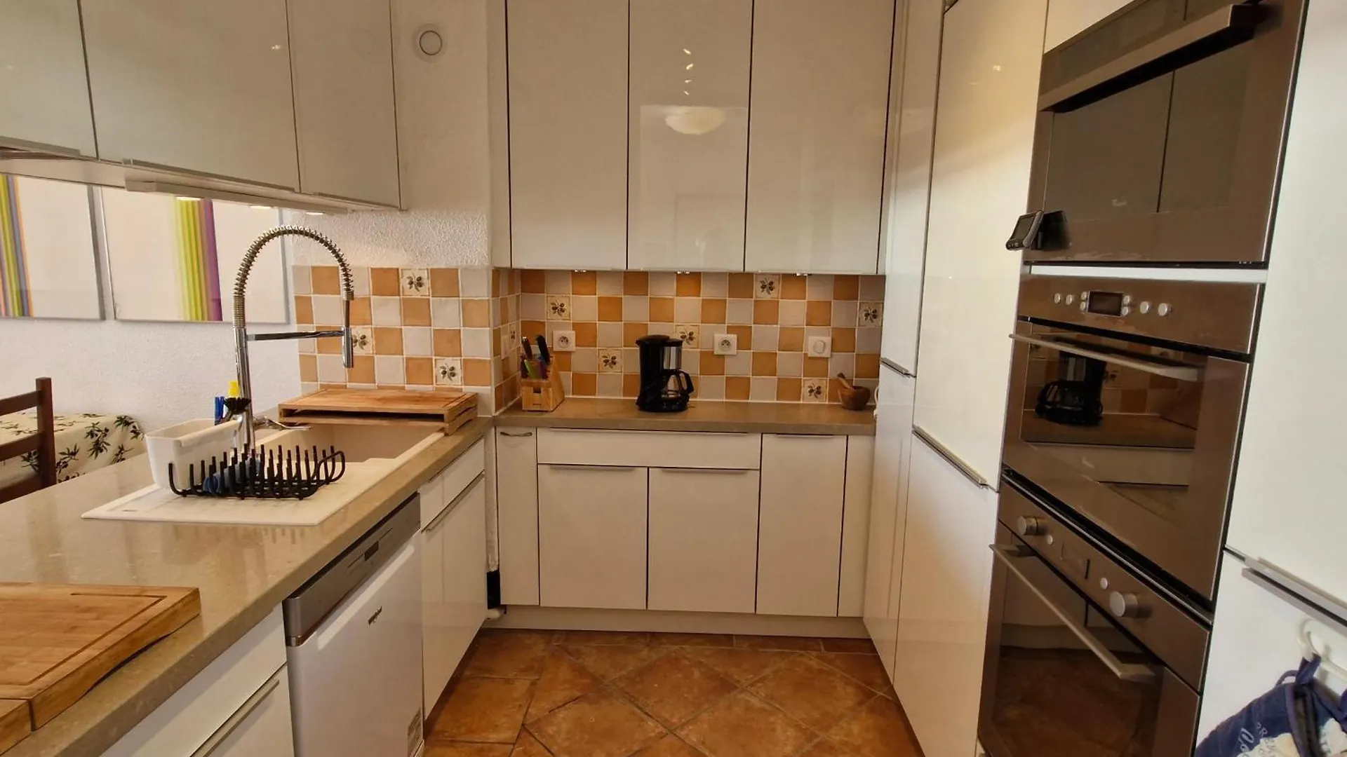 Appartement 2 Pieces Climatise Avec Piscine Et Parking, Ste Maxime, Golfe St Tropez - Fr-1-780-90 Sainte-Maxime