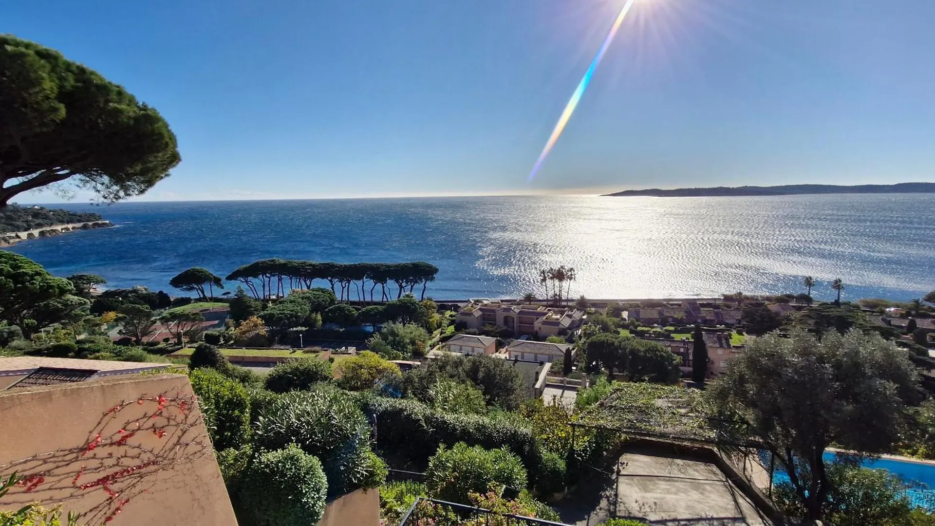 Appartement 2 Pieces Climatise Avec Piscine Et Parking, Ste Maxime, Golfe St Tropez - Fr-1-780-90 Sainte-Maxime Apartment