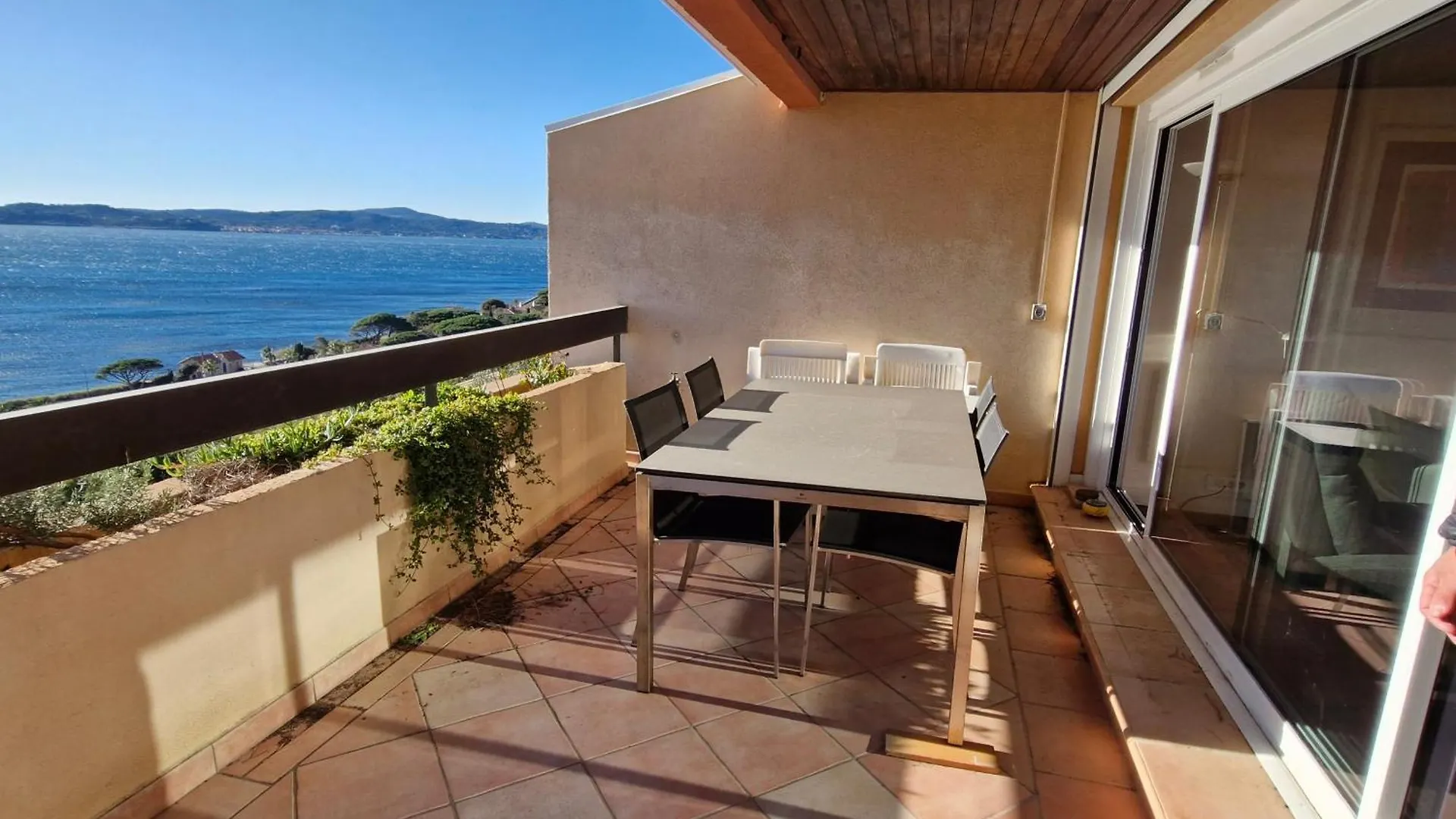 Apartment Appartement 2 Pieces Climatise Avec Piscine Et Parking, Ste Maxime, Golfe St Tropez - Fr-1-780-90 Sainte-Maxime France